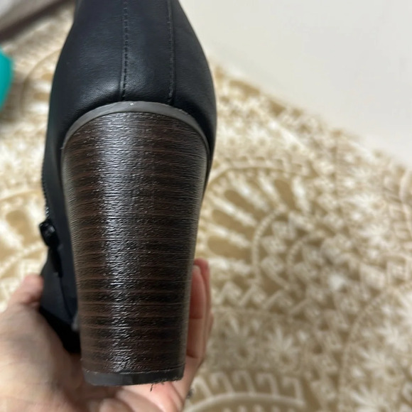 Fergalicious Petey Gore Side Ankle Boot 10 M - Picture 7 of 10